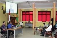 Walikota Pekanbaru Narasumber Seminar MEA 2016 di Kampus UMRI Pekanbaru